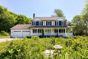 214 Presidential Dr, Abington, MA 02351 - Photo 1