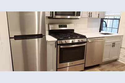 27 Charter Street #3, Boston, MA 02113 - Photo 2