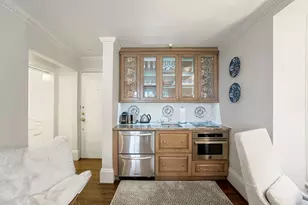 9 Willow, Boston, MA 02108 - Photo 6