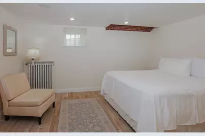 55 Gregory St, Marblehead, MA 01945 - Photo 22