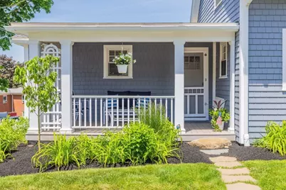 55 Gregory St, Marblehead, MA 01945 - Photo 2