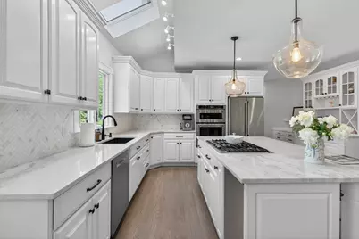 2 Watkins Ln, Southborough, MA 01772 - Photo 6