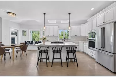 2 Watkins Ln, Southborough, MA 01772 - Photo 4