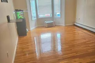 774 E 5th St, Boston, MA 02127 - Photo 2