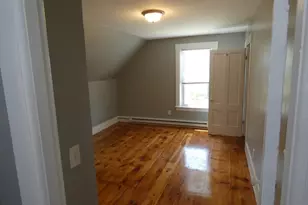 94 Maple St, Gardner, MA 01440 - Photo 1