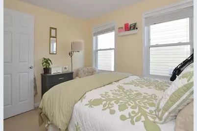 30 I Street #30, Boston, MA 02127 - Photo 6