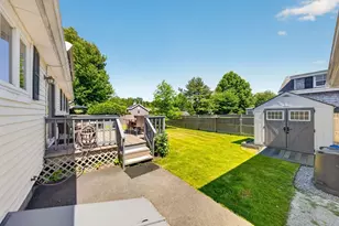 131 Spring St, Fairhaven, MA 02719 - Photo 12