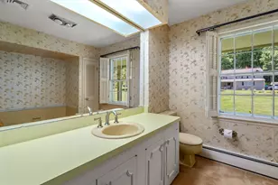 37 Driftwood Dr, Holden, MA 01520 - Photo 26
