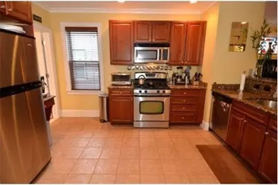17 Pond St. #3, Boston, MA 02125 - Photo 2