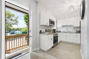 66 School St, Taunton, MA 02780 - Photo 6