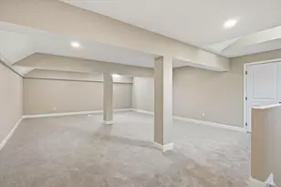 765 Massachusetts Ave, Lunenburg, MA 01462 - Photo 26