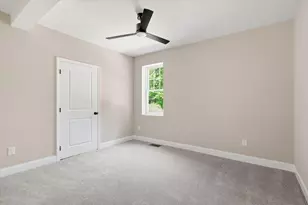 765 Massachusetts Ave, Lunenburg, MA 01462 - Photo 22