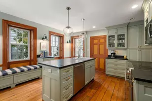16 Cordis St, Boston, MA 02129 - Photo 4
