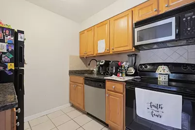 10 Dailey St #H, Attleboro, MA 02703 - Photo 6