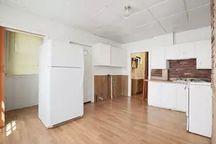 1359 Purchase St, New Bedford, MA 02740 - Photo 10