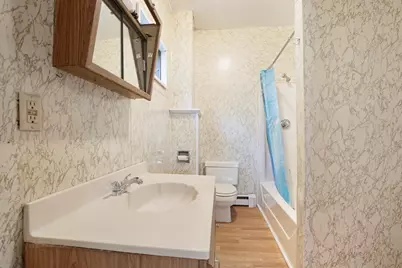 1359 Purchase St, New Bedford, MA 02740 - Photo 14