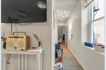 35 North Margin St #4, Boston, MA 02113 - Photo 4