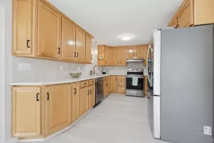 6 Almond Dr, Randolph, MA 02368 - Photo 14