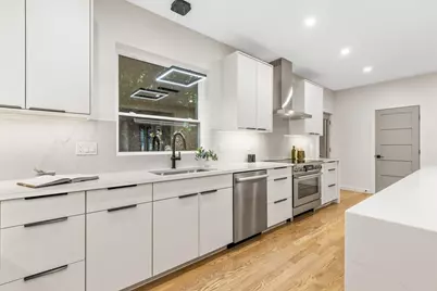 95 Grandview Rd, Arlington, MA 02476 - Photo 12