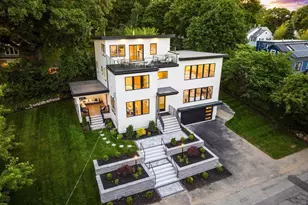 95 Grandview Rd, Arlington, MA 02476 - Photo 2