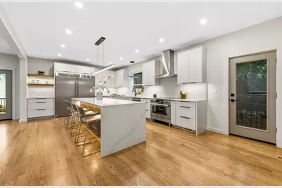 95 Grandview Rd, Arlington, MA 02476 - Photo 8