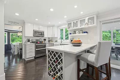 1 Leone Ln, Mendon, MA 01756 - Photo 8