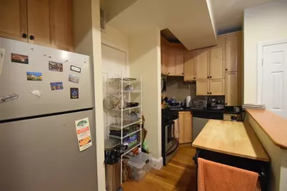 191 Winthrop Rd #4, Brookline, MA 02445 - Photo 6