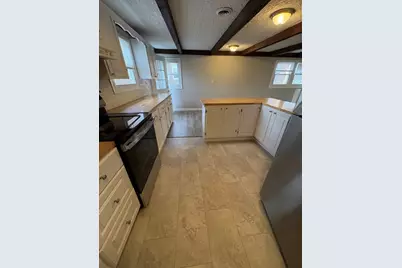 34 Boston St #2, Salem, MA 01970 - Photo 6
