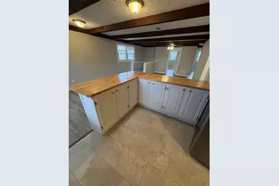 34 Boston St #2, Salem, MA 01970 - Photo 4