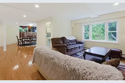 17 Churchill Road, Winchester, MA 01890 - Photo 8