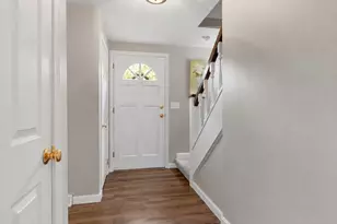 6 Redwood St, Townsend, MA 01469 - Photo 6
