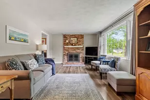 6 Redwood St, Townsend, MA 01469 - Photo 12