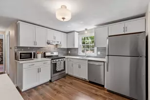 6 Redwood St, Townsend, MA 01469 - Photo 18