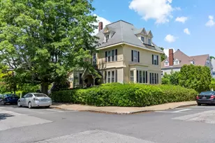 216 Prospect St, Fall River, MA 02720 - Photo 4