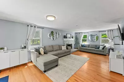 132 Pine St, East Bridgewater, MA 02333 - Photo 10