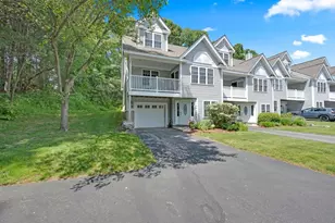 58 Carrington Ln, Uxbridge, MA 01569 - Photo 4