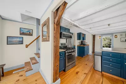 9 Kendricks Ct, Amesbury, MA 01913 - Photo 4