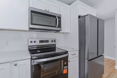 95 Circle Dr, Wrentham, MA 02093 - Photo 8