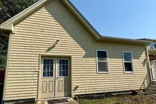 842 Wood St, Swansea, MA 02777 - Photo 32