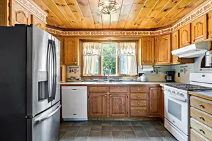 842 Wood St, Swansea, MA 02777 - Photo 10