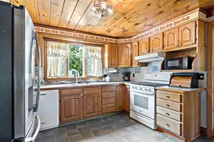 842 Wood St, Swansea, MA 02777 - Photo 12