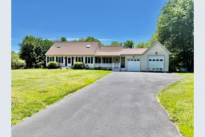 842 Wood Street, Swansea, MA 02777 - Photo 2
