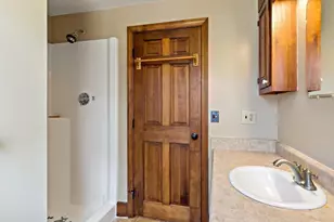 842 Wood St, Swansea, MA 02777 - Photo 26