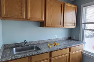 19 Gardner Ave, Lowell, MA 01854 - Photo 6