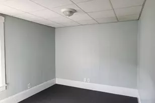 19 Gardner Ave, Lowell, MA 01854 - Photo 10