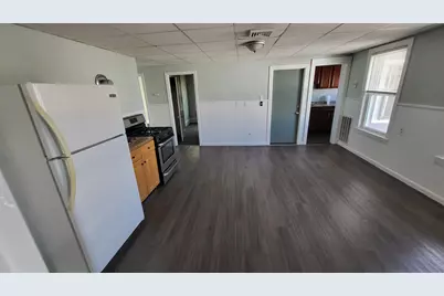 19 Gardner Avenue #3, Lowell, MA 01854 - Photo 4
