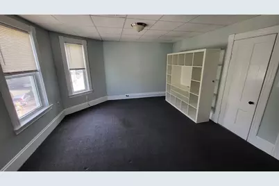 19 Gardner Avenue #3, Lowell, MA 01854 - Photo 8
