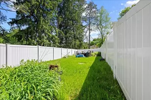 12 Mill Stone Rd, West Brookfield, MA 01585 - Photo 30