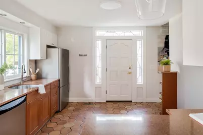 32 Bellis Circle, Cambridge, MA 02140 - Photo 18
