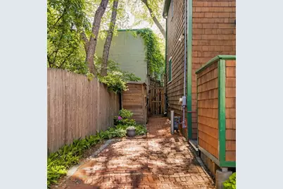 32 Bellis Circle, Cambridge, MA 02140 - Photo 30